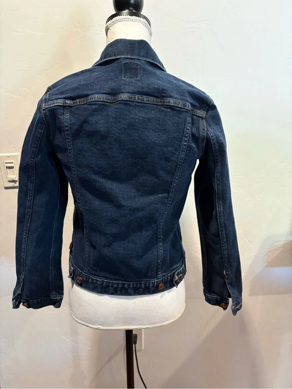 GAP Dark Blue Denim Jacket for Women - Picture 4 of 5